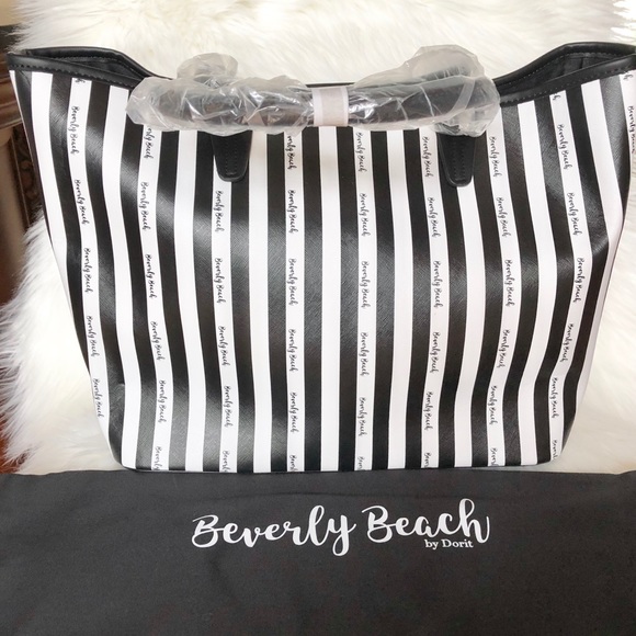 Beverly Beach Delta Tote Bag🖤NWT🤍 - Picture 2 of 5